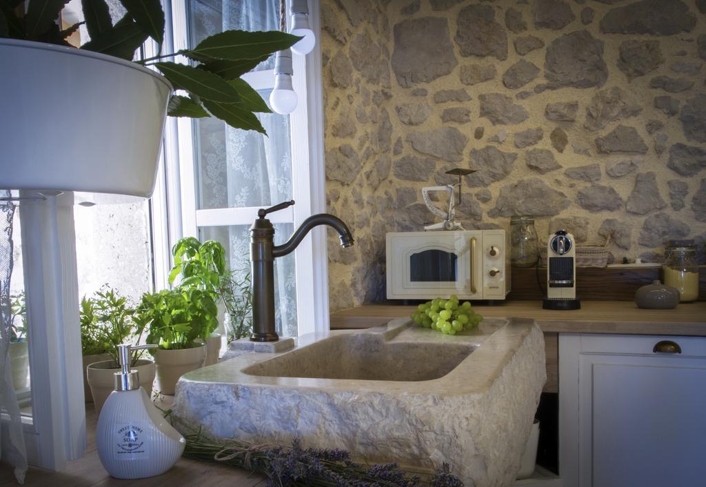 White Cottage Čižići Esterno foto