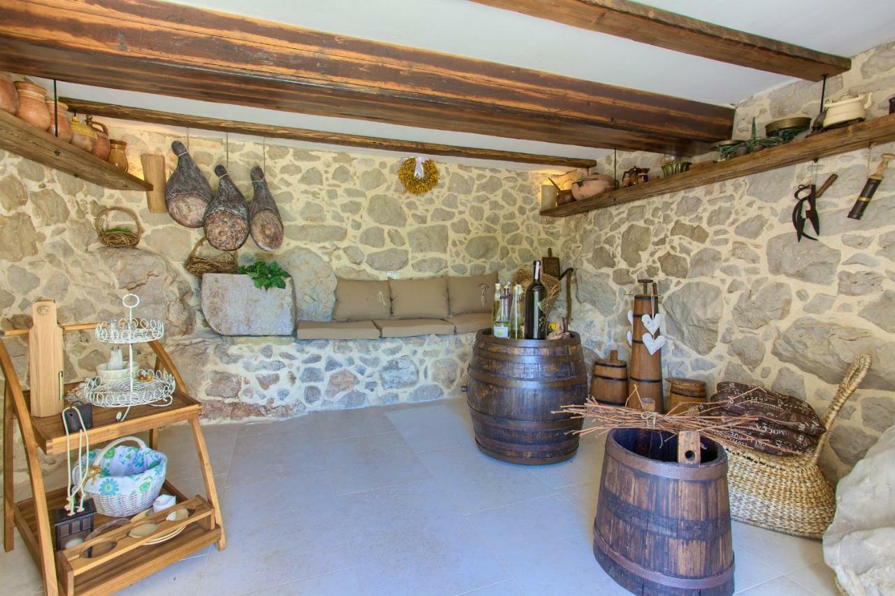 White Cottage Čižići Esterno foto