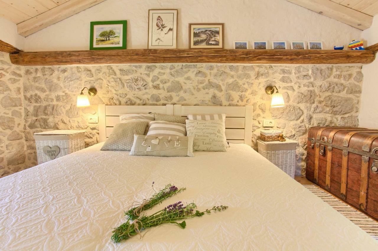 White Cottage Čižići Esterno foto