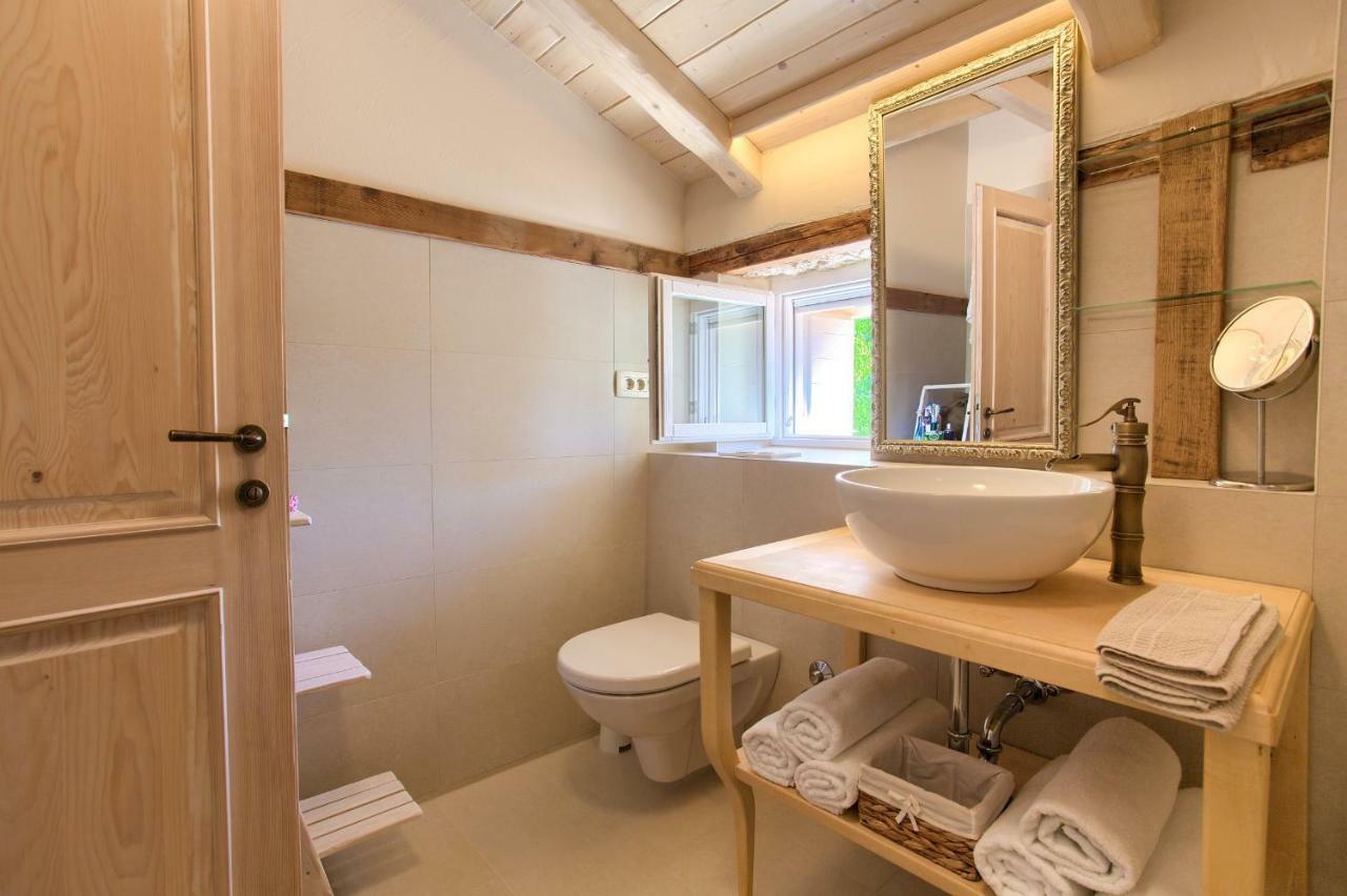White Cottage Čižići Esterno foto